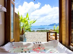 【春秋航空】<成都到苏梅7天6晚自由行>全程入住KC度假村水上别墅