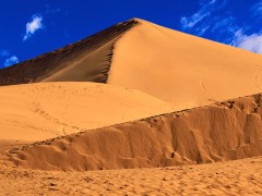 丹巴吉林沙漠.jpg