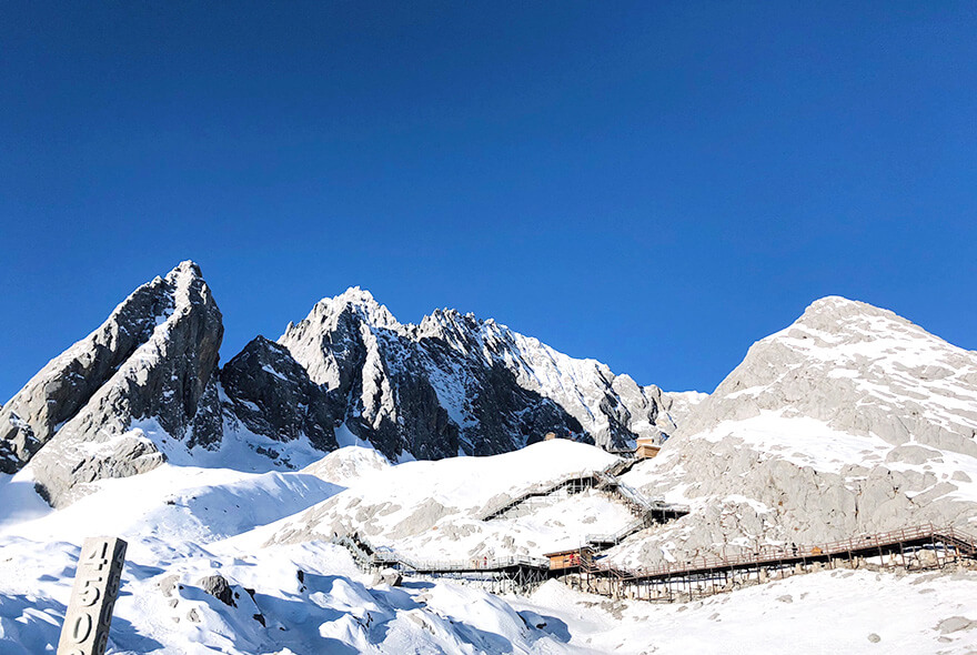 玉龙雪山.jpg